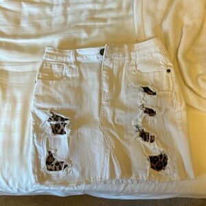 Machine white and leopard denim skirt size L